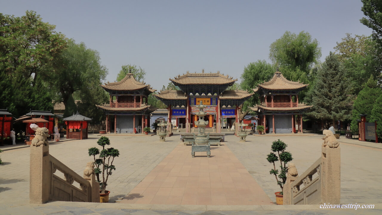 Zhangye Dafo Temple 002.jpg